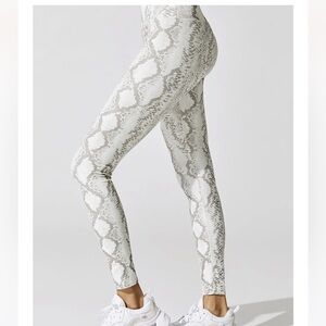 NWT BEACH RIOT AYLA SNAKE PRINT LEGGINGS sz XL